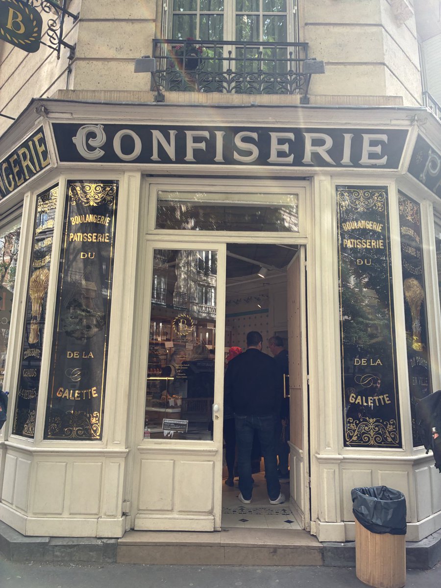 Ati 🫶🫶/ Noe Luxus™ -saw Rachel in Evita and tlfy tweet media