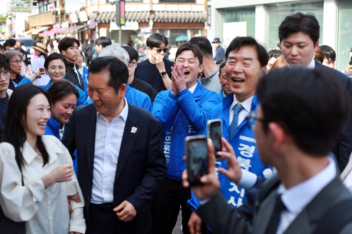 김경주 tweet media