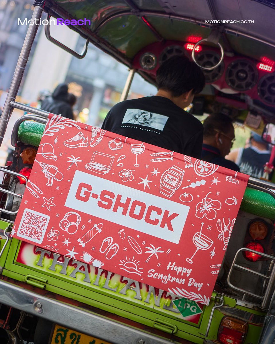 motionreach's tweet photo. เล่นน้ำชิลๆ กับ G-SHOCK Tuk-Tuks!⚡️
แคมเปญสุดล้ำที่ให้คุณนั่งรถฟรีจาก centralwOrld ถึง CENTRAL PARK เพียงโชว์นาฬิกาในเครือ CASIO ที่ข้อมือ! 
กับTuk-Tuks Wrap ที่เปลี่ยนสื่อ OOH ให้เป็นบริการที่ตอบโจทย์ไลฟ์สไตล์ เท่ ทน สดชื่น ไปต่อได้ไม่มีสะดุด! #GSHOCK #Songkran2026 #MoveableOOH https://t.co/qRj5C1ndL8