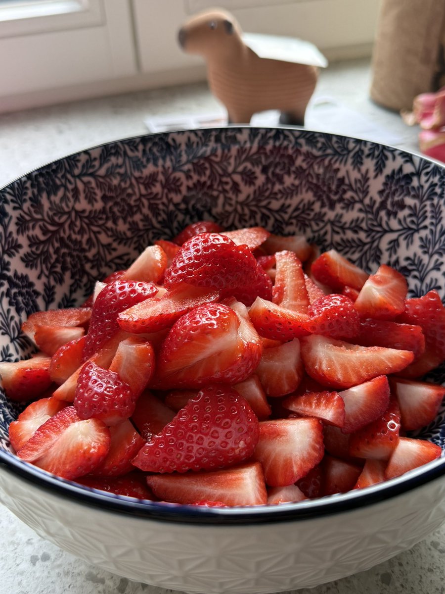 Ich konnte nicht dran vorbeigehen und erkläre hiermit die Erdbeersaison für eröffnet.