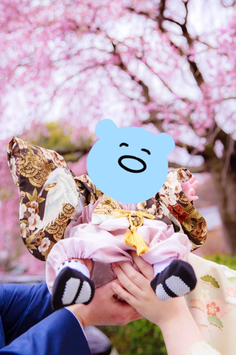 _chooomo_'s tweet photo. お宮参りのデータが納品されて
可愛いの大渋滞に頭抱えたとともに
ちょっと…ほんとに…痩せなきゃ…🤦🏻‍♀️

お付き合いのある仲良し夫妻からも
幸せのご報告がきて今日はHappy day🍀.* https://t.co/I1HJQeUrlD