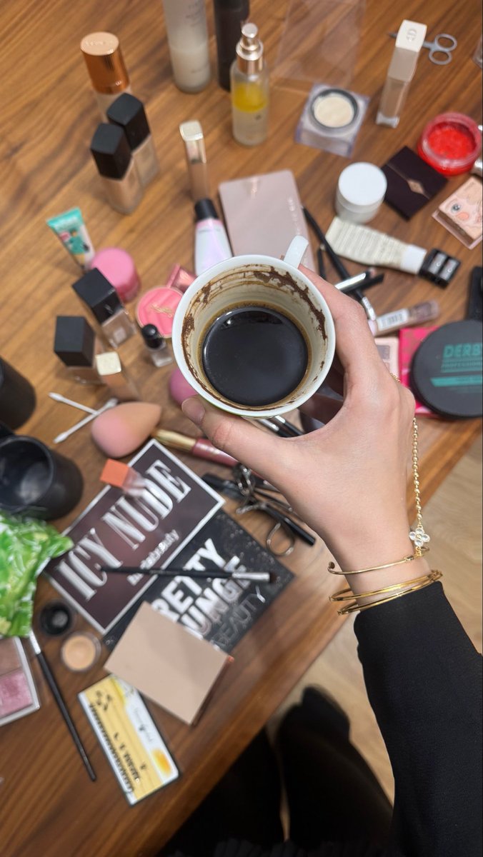 nameless tweet media