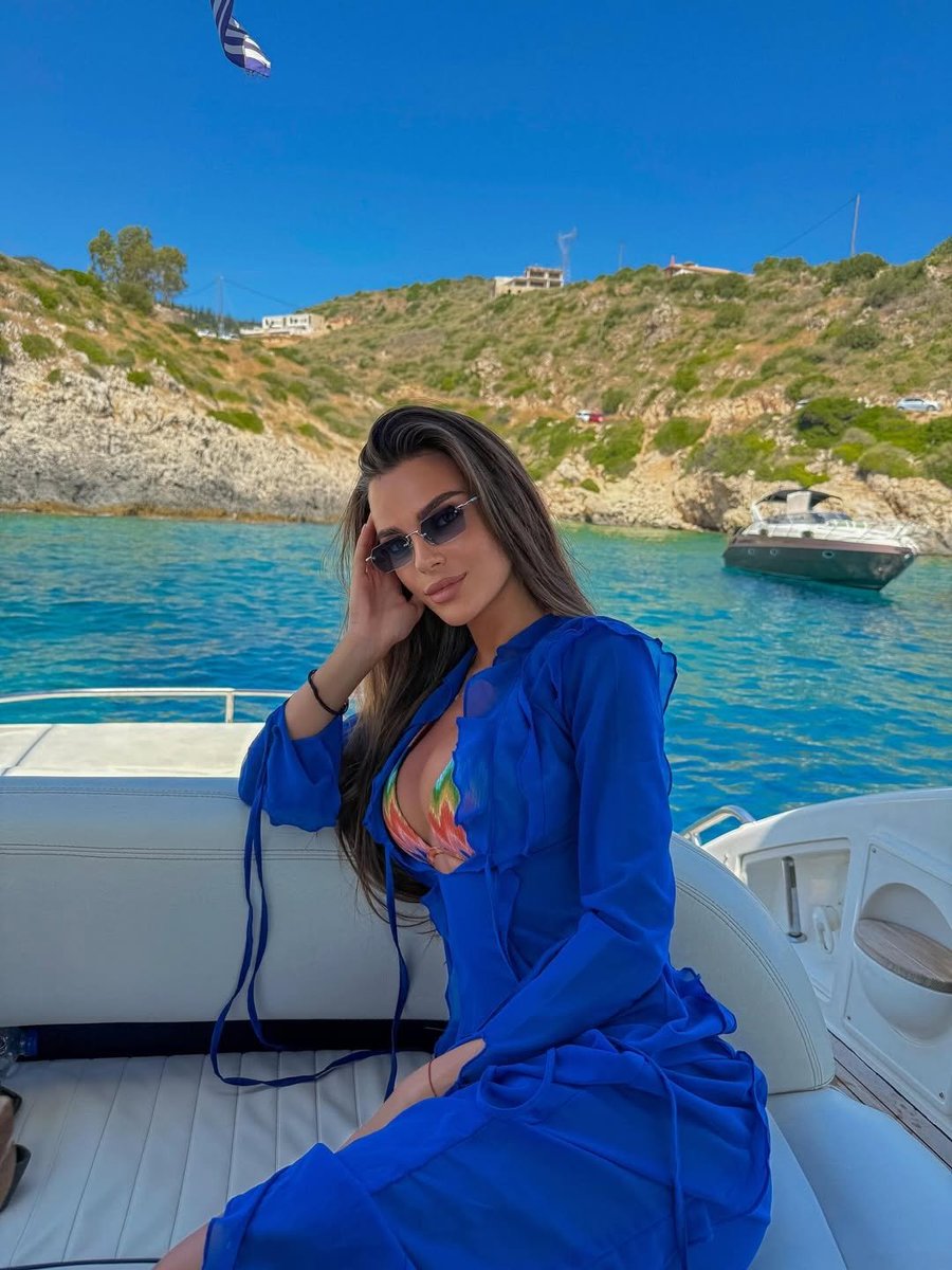 MartaMarkvinNFT's tweet image. Good morning people ☀️ 

Can I get GM back?

#CryptoRealtime #Cryptocurrency