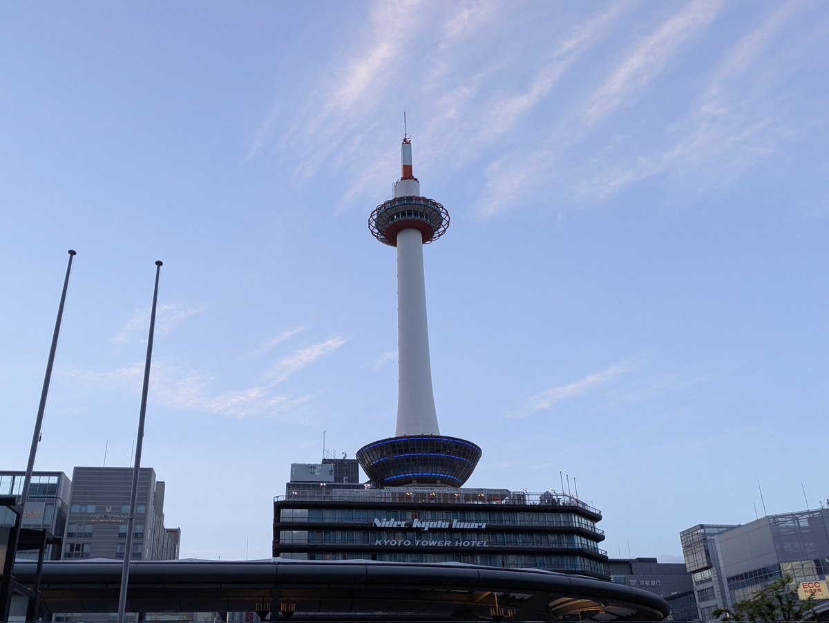 いしろ tweet media