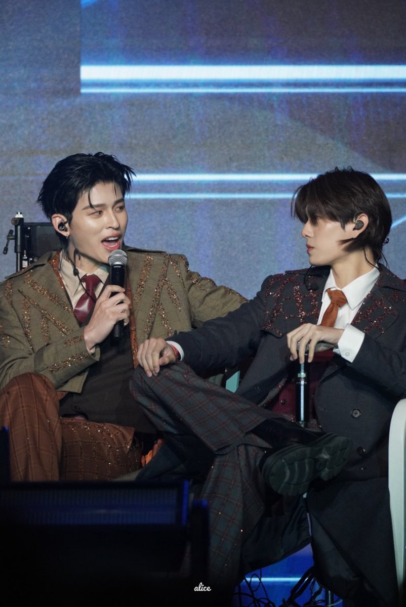 👀🌟

PONDPHUWIN RENDEZV MACAU

#PondPhuwinRendezvousInMacau
#ppnaravit #phuwintang
#ปอนด์ภูวินทร์