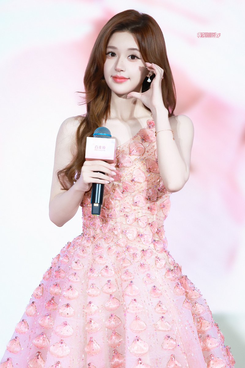 Zhao Lusi International tweet media