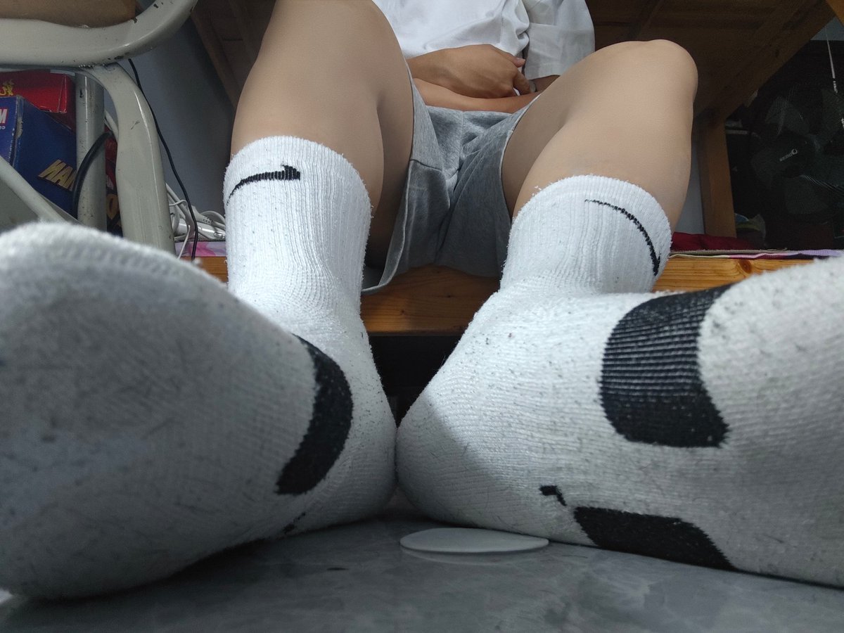 wushanhe's tweet photo. 刚跑完步🤪 https://t.co/I8zq3dF1o9