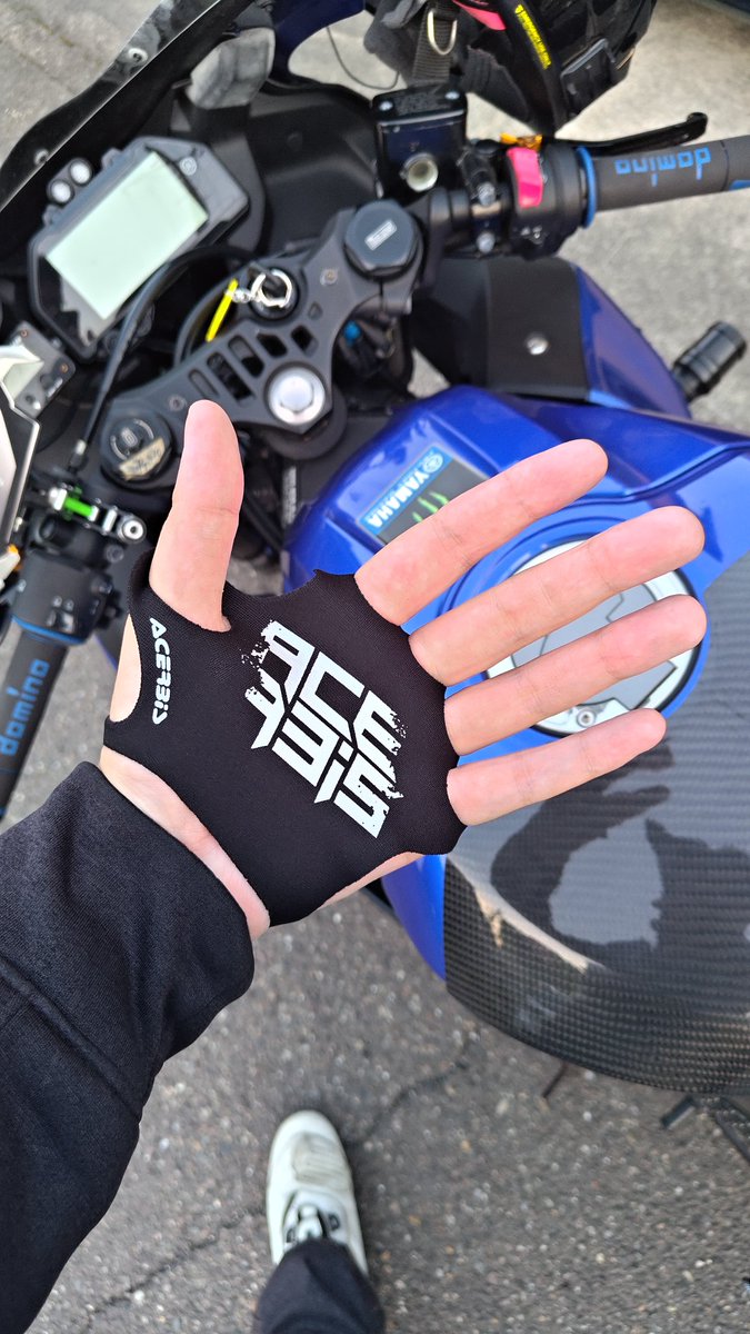 松下やで🏰 tweet media