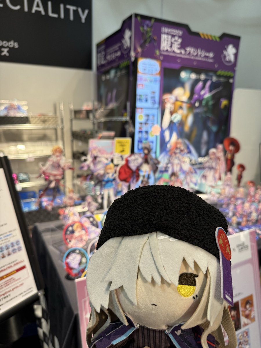 piyo__pet's tweet image. 今日はスモワルコラボ2回目行って来ました！
シャロとゆんゆん連れて行きました。
#ヘブバン
#ヘブバンスモワルコラボ
#smallworld