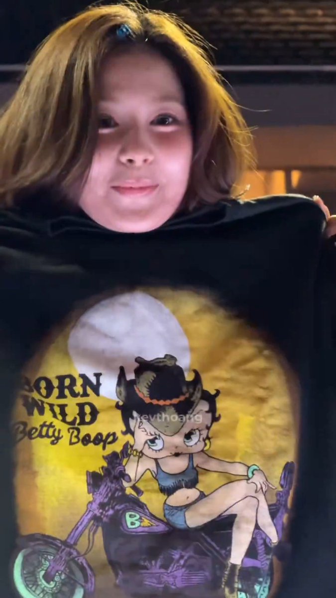 Luminous사나 💜 tweet media