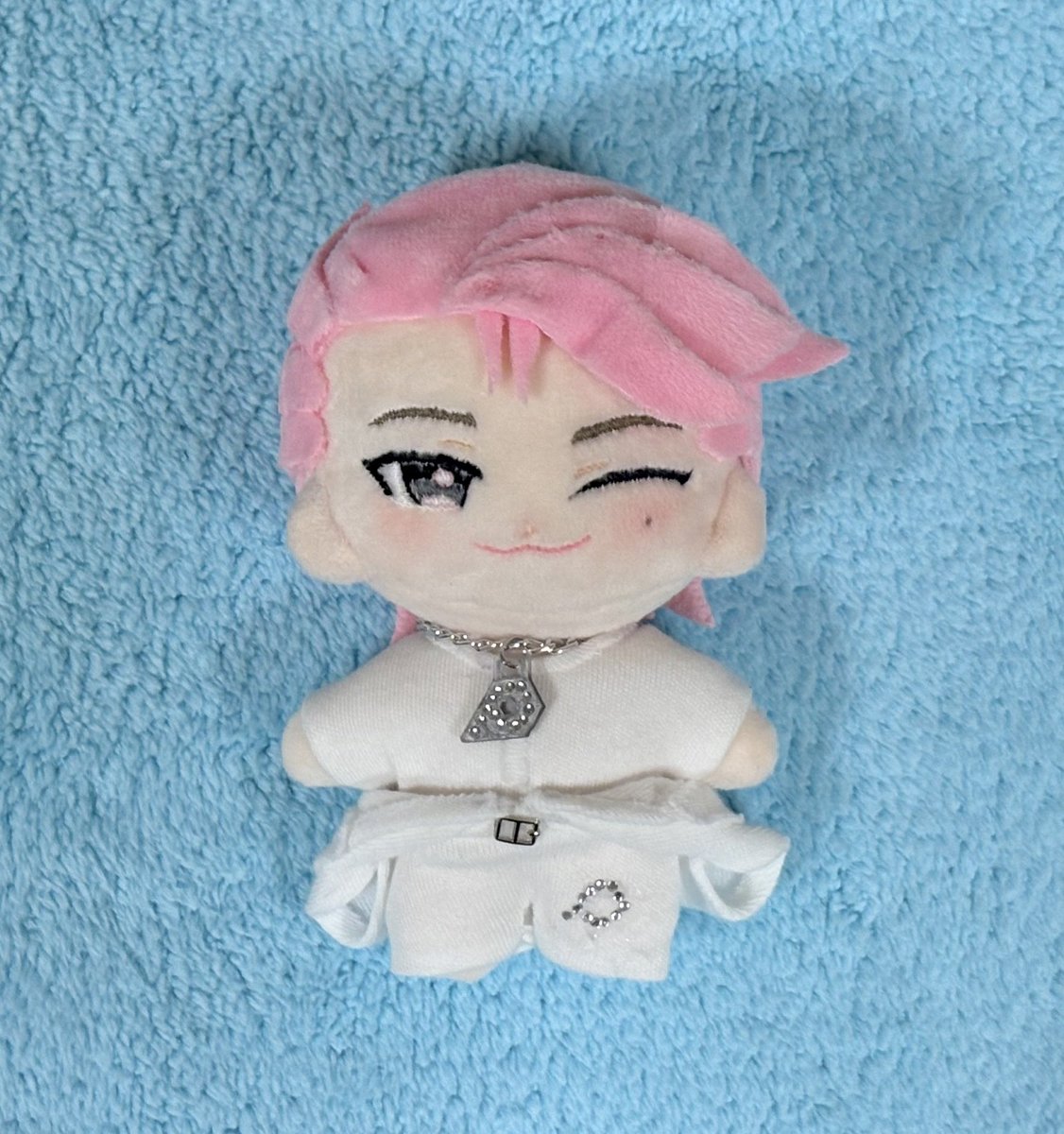 ろーる tweet media