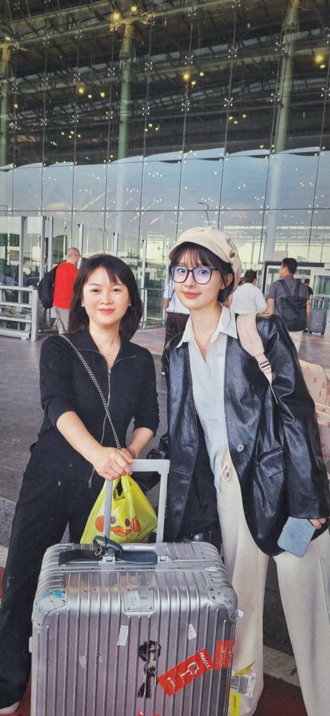 Nina 小耳朵 tweet media