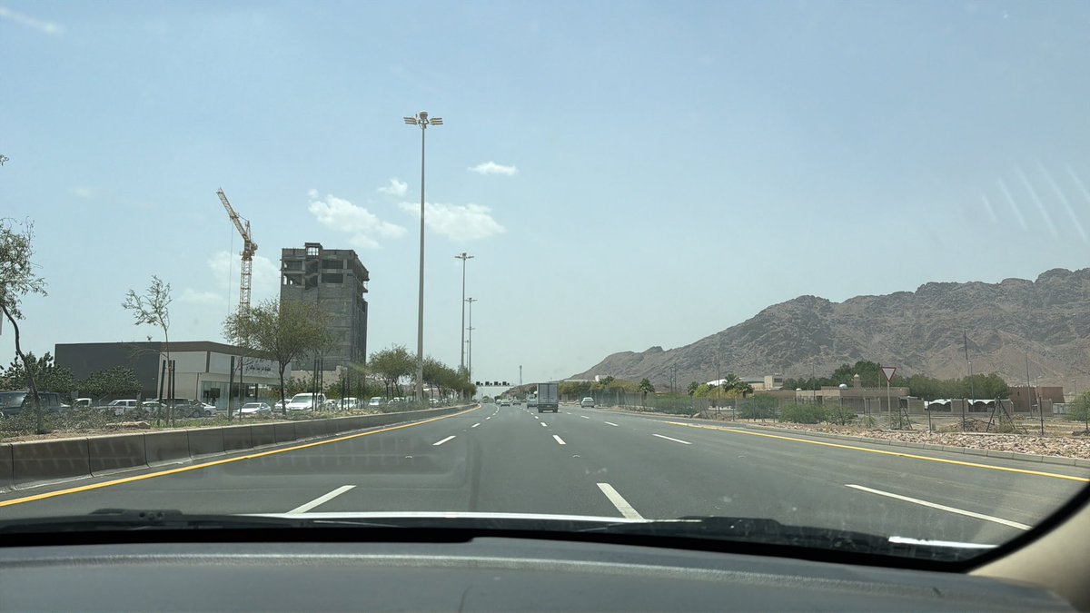 Stuninng tweet media