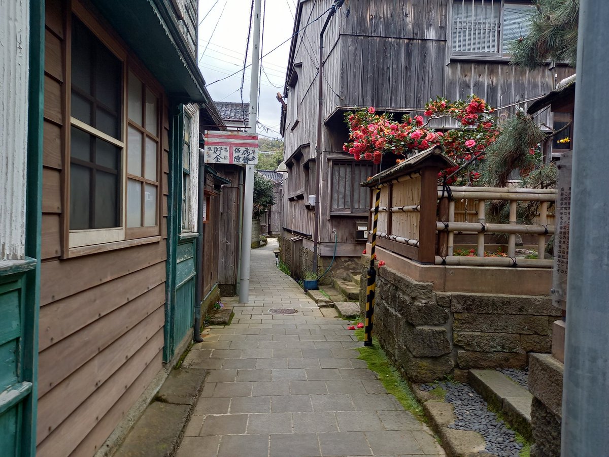 お客さん少なくて良かったよ
道がおしゃれ