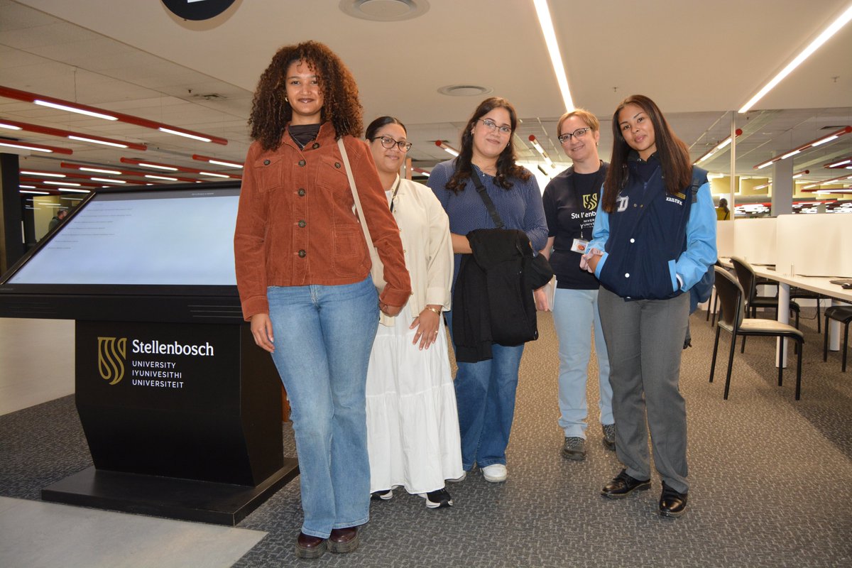 SU_Libraries's tweet photo. 📚 𝐎𝐩𝐞𝐧 𝐃𝐚𝐲 𝐚𝐭 𝐭𝐡𝐞 𝐋𝐢𝐛𝐫𝐚𝐫𝐲 | 𝐏𝐚𝐫𝐭 𝟐

We hope you enjoyed your tour and got a glimpse of all the spaces, resources, and support waiting for you here.

We’d love to see you back soon — this could be your future study spot! ✨

#OpenDay #Campuslife https://t.co/au6DvAwPpO