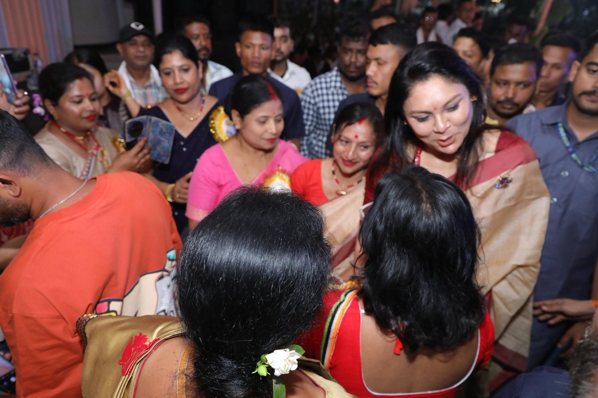 rinikibsharma's tweet photo. On 17 April, I was deeply grateful for the warmth and rich traditions shared by the people of Azara Rongali Bihu Sanmilan. It was a beautiful celebration of our culture and the vibrant joy of Rongali Bihu. https://t.co/HfP5rsUV4w