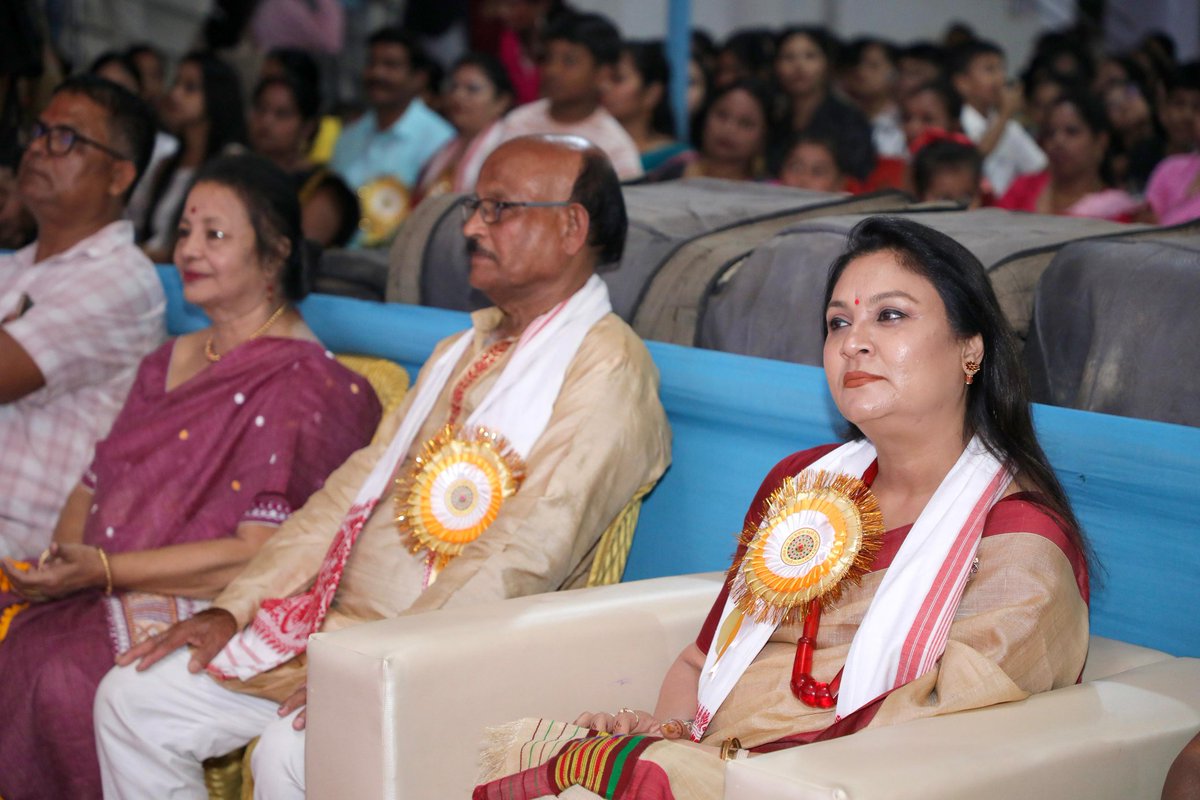 rinikibsharma's tweet photo. On 17 April, I was deeply grateful for the warmth and rich traditions shared by the people of Azara Rongali Bihu Sanmilan. It was a beautiful celebration of our culture and the vibrant joy of Rongali Bihu. https://t.co/HfP5rsUV4w