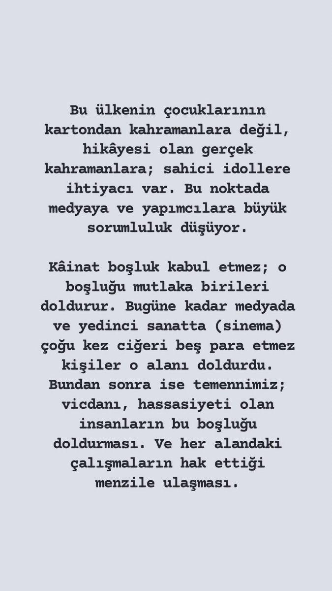 sinefildervis's tweet photo. Bu ülkenin çocuklarının kartondan kahramanlara değil, hikâyesi olan gerçek kahramanlara; sahici idollere ihtiyacı var. Bu noktada medyaya ve yapımcılara büyük sorumluluk düşüyor. https://t.co/bHGc9nCSe4