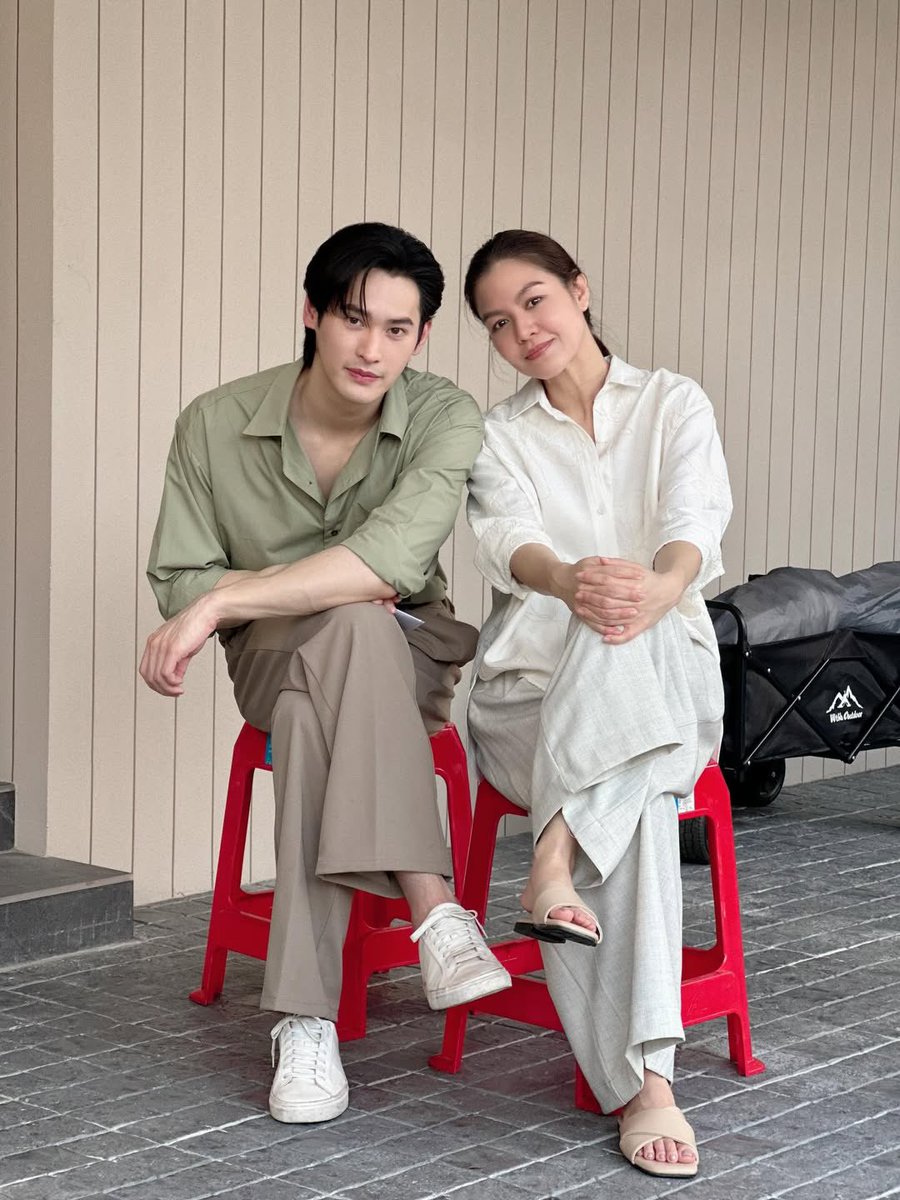 𝑖𝑐𝑒ᢉ𐭩*.ﾟ tweet media