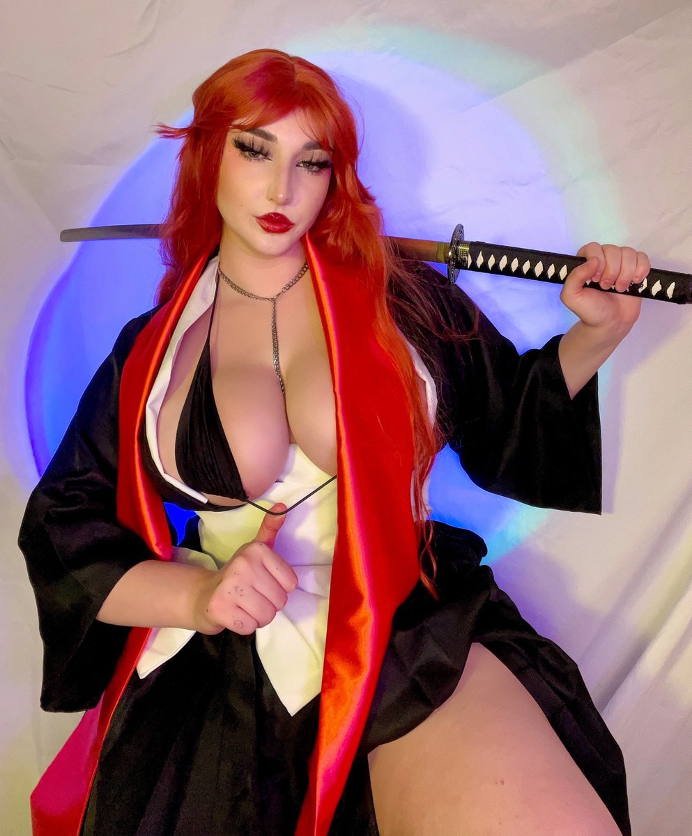 ︵‿︵‿୨♡୧‿︵‿︵

୨୧ selling content
୨୧  she / her 
୨୧  18
୨୧  sub
୨୧  soft / hard kinks 
୨୧  bicurious 
୨୧  always horny 
୨୧  ᥫ᭡ and ↺ to be moots !!

˗ˏˋ new to selling  ´ˎ˗
#nsfw #nsfwtwt