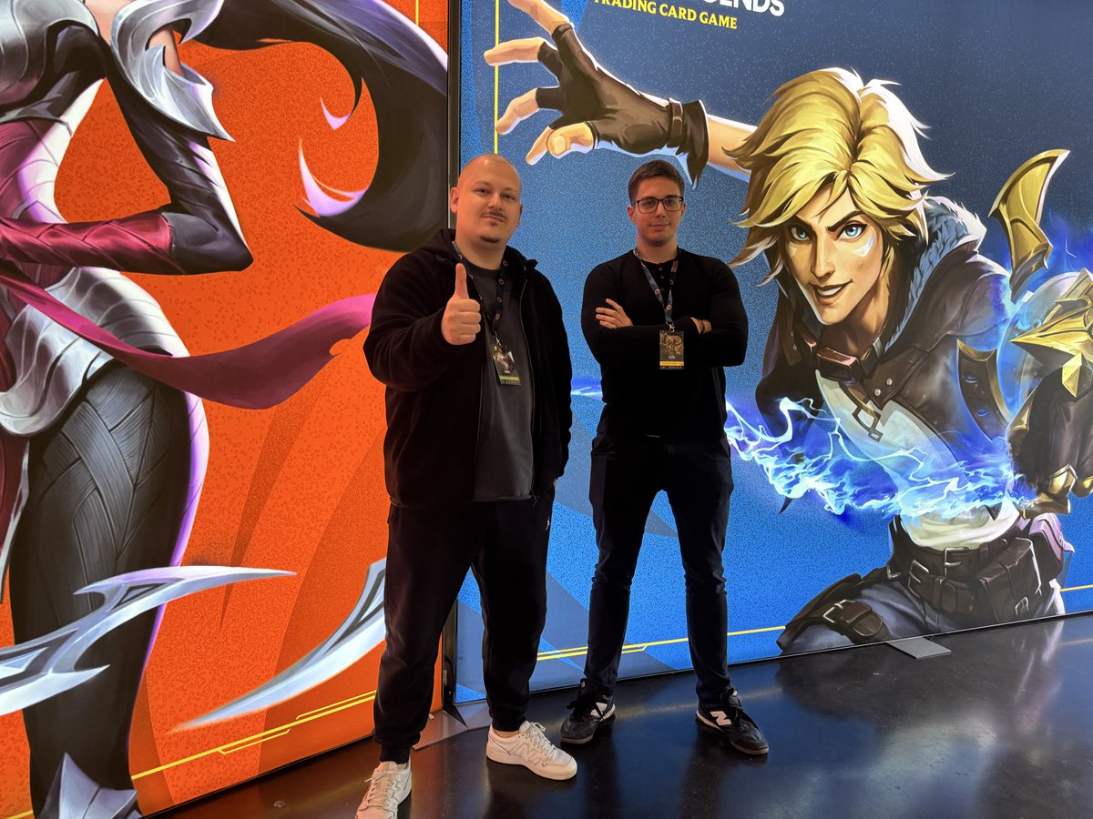 ThinkTwiceTCG's tweet photo. Bonjour Lille ! 🇫🇷

Anthony and Inas are at #RQLille.

Inas started the tournament 1-0 thanks to his bye, while Anthony had to fight for his win, going 2-1 vs Fiora.

Updates below 🦆

#Riftbound @playriftbound @riftboundop https://t.co/y3uHrsj3am