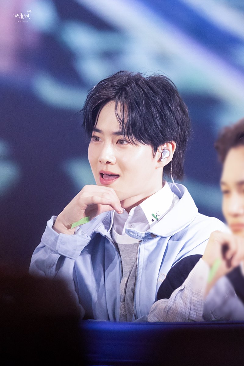 면들레◞✺ tweet media