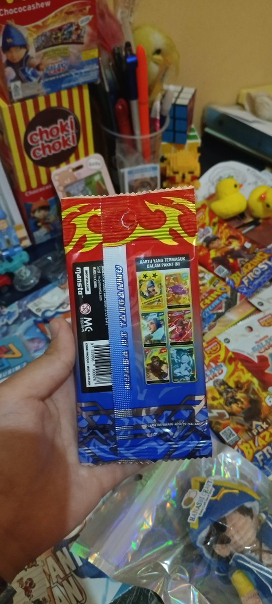 AzharahNurAini's tweet photo. Akhirnya dapat juga card sr blazing frost nya😆
AAAAAA @BoBoiBoy Sopan💙 https://t.co/YnAbg9fQ97