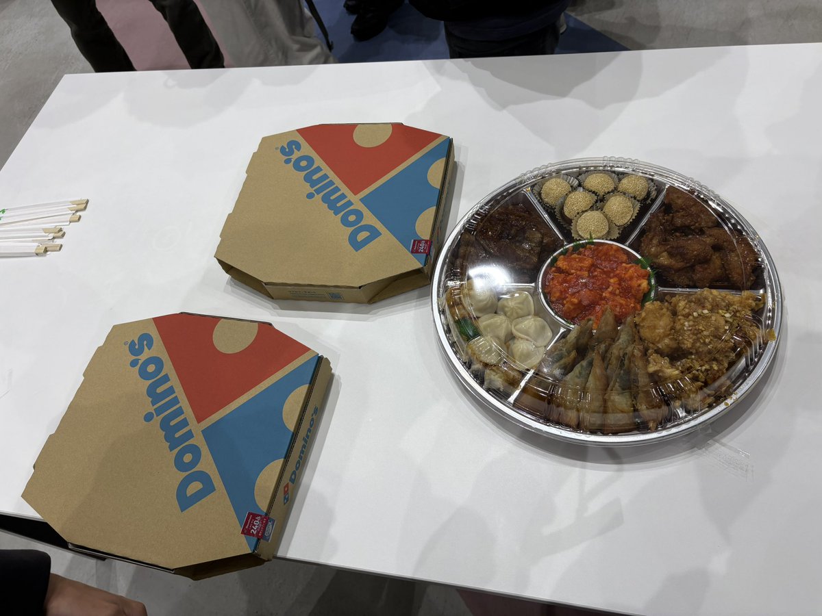 priorinmo's tweet photo. ただ飯だ https://t.co/yu5JHXoW0v