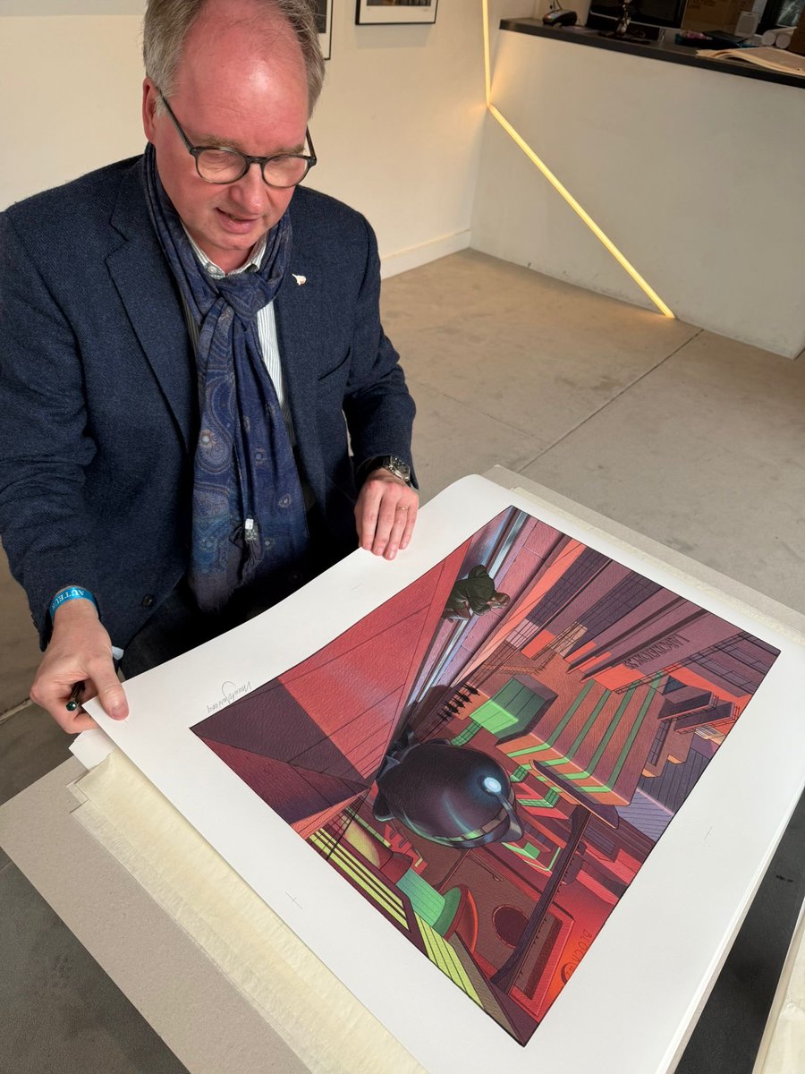 YvesSchlirf's tweet image. Laurent Durieux pour Blake et Mortimer …
@dargaud 
@LaurentDurieux4 
#blakeetmortimer #bd