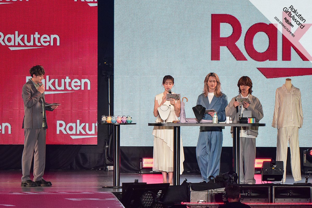 GirlsAward tweet media