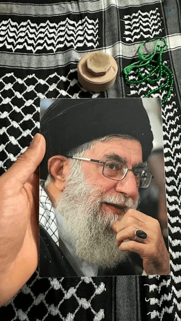 آقای خاص tweet media