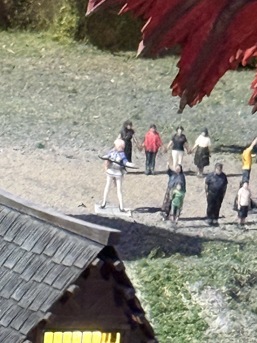 piyo__pet's tweet image. スモワル2回目で、見つけられなかったユイナ先輩とシャロを発見できました！
エヴァのところでもミサトさんとシンジ君らしきものを発見しました
#ヘブバン
#ヘブバンスモワルコラボ
#smallworld