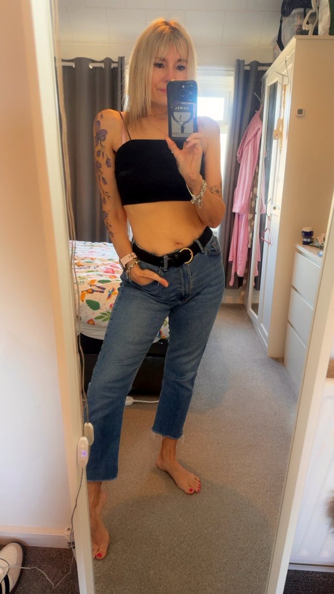 ❝𝐓𝐡𝐞 𝐋𝐢𝐭𝐭𝐥𝐞 𝐁𝐥𝐨𝐧𝐝𝐞 𝐎𝐧𝐞❞ tweet media