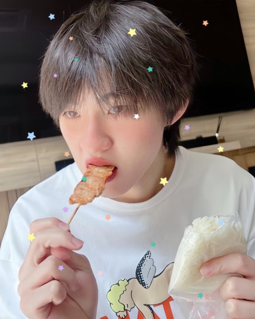 อาจู ◡̈ tweet media