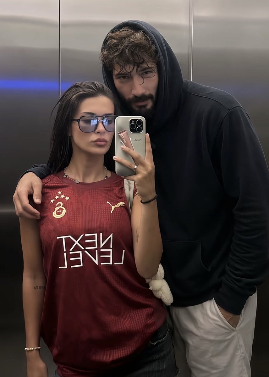 Asma_yi's tweet image. الصور كما يجب أن تكون ❤️🔥🔥🥹🥹

الكيمستري بينهم خيالية ❤️❤️🔥

#Yeraltı 
#DenDev
#AlCey