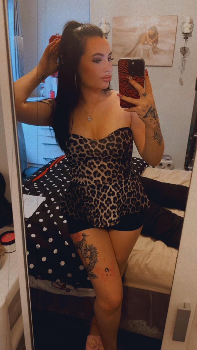 naughtynylons2's tweet photo. Fuck me yeah https://t.co/FErBBdyy2F