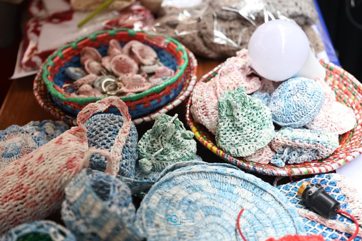 nepalphotolib's tweet image. "Vehicle free Ason"आजदेखि सुरु। कार्यवाहक मेयर सुनिताले गरिन् उद्घाटन । हरेक शनिवार विभिन्न मौलिक परिकार र संस्कृति झल्काउने कला समाग्रीहरु राखिने।
तस्बिरहरु : नेपाल फोटो लाइब्रेरी
#nepalphotolibrary #NewsUpdate #NPL