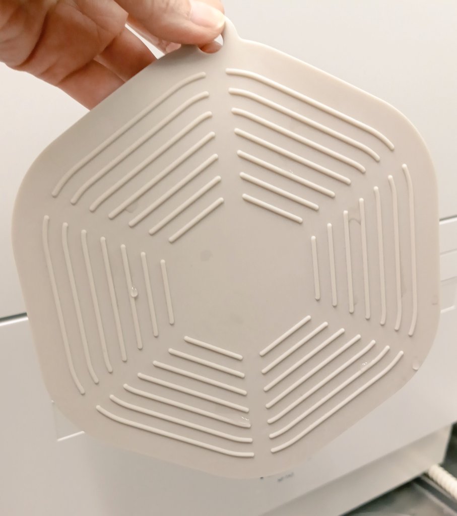 ぴーなっつ tweet media