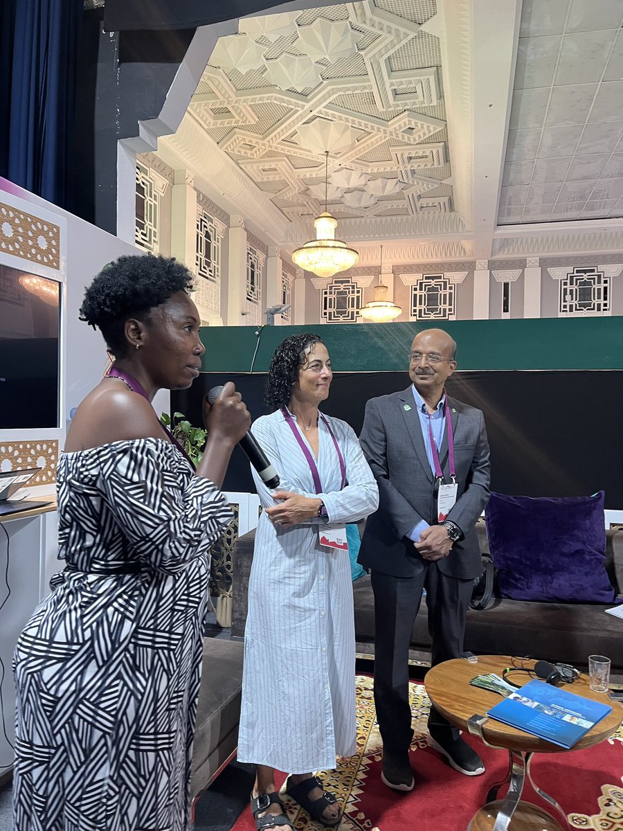 wfsaorg's tweet photo. Celebrating 30 years of WFSA Fellowships at #WCA2026, WFSA Hub🌍🎉

Reflecting on three decades of training, impact, and global connections in anesthesiology. 

A moment to look back and look ahead.

Session led by Dr Faye Evans, Director of Partnerships, WFSA. https://t.co/6BLTN3aOGE