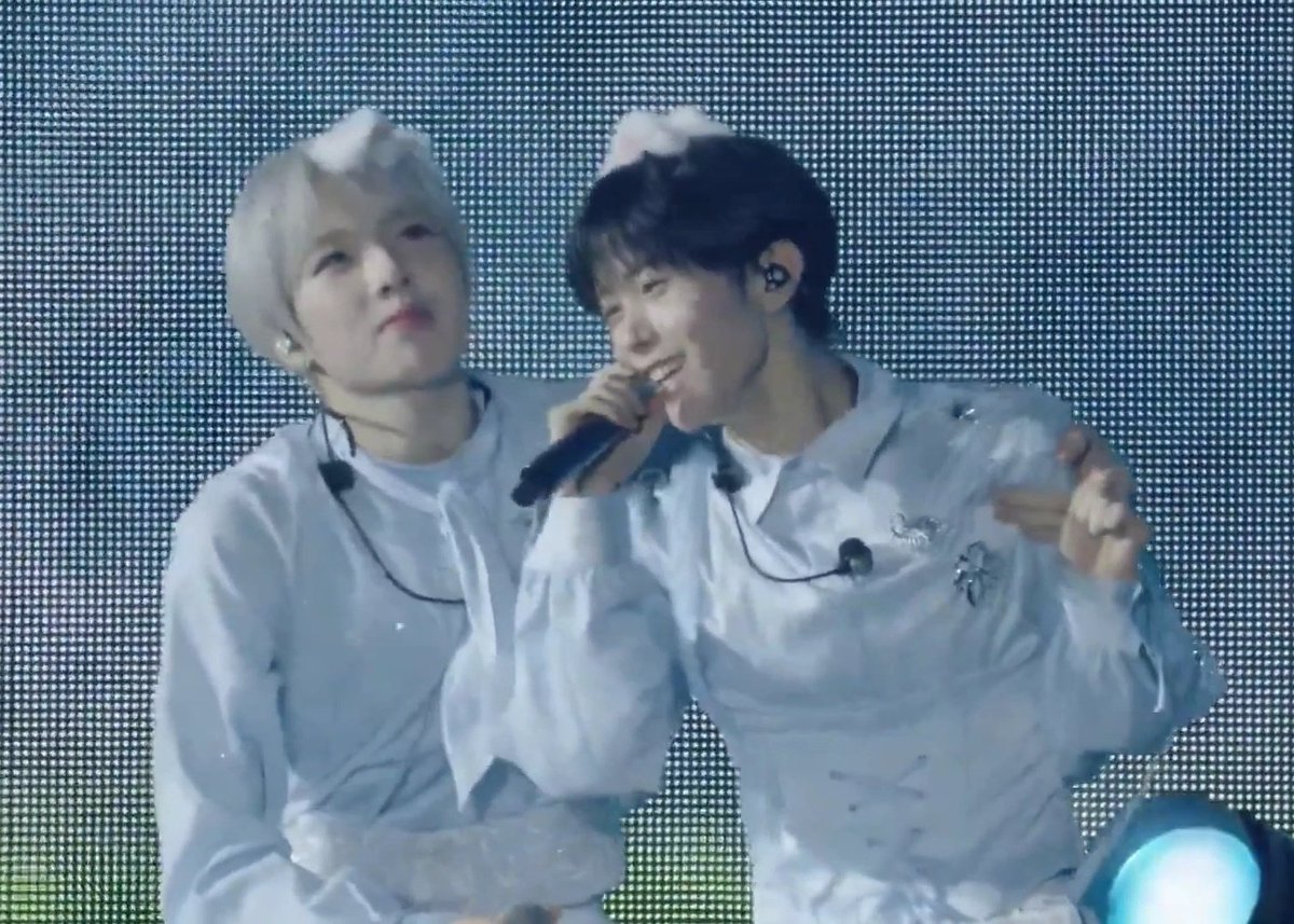 chris🍀 | 정祐천乐ᴺᶜᵀ tweet media