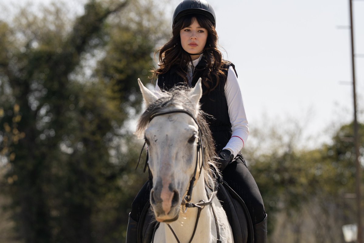 Best Of Mina Demirtaş tweet media