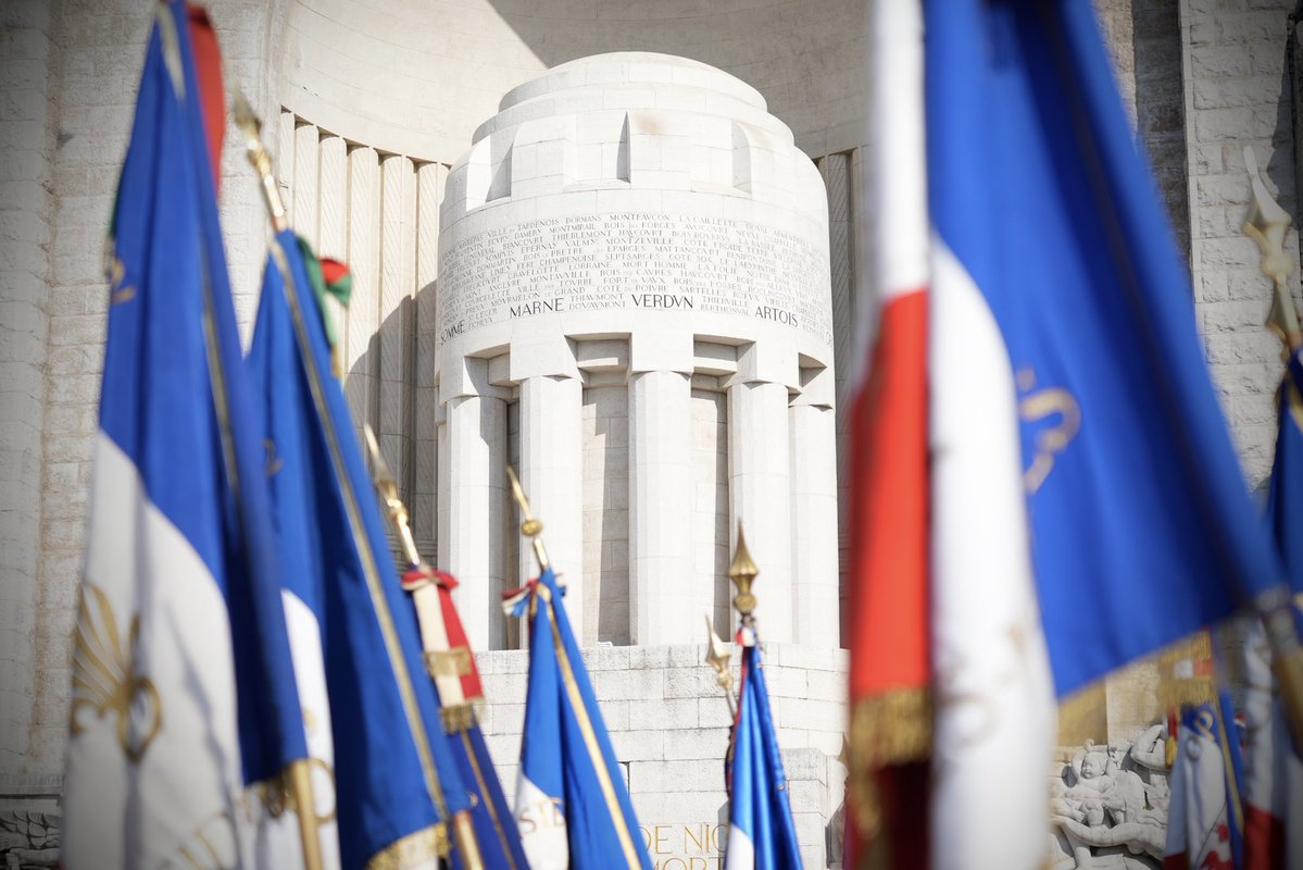 Pr. Laurent Castillo tweet media