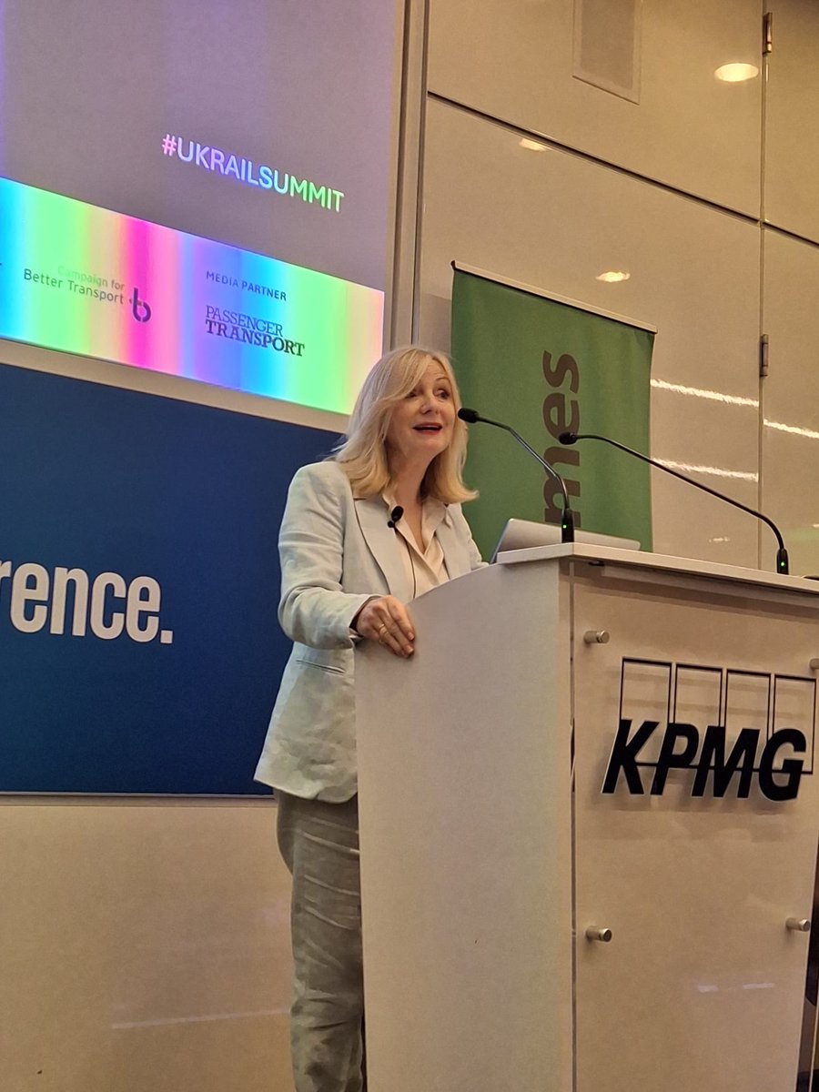 Tracy Brabin WY 🌹 tweet media