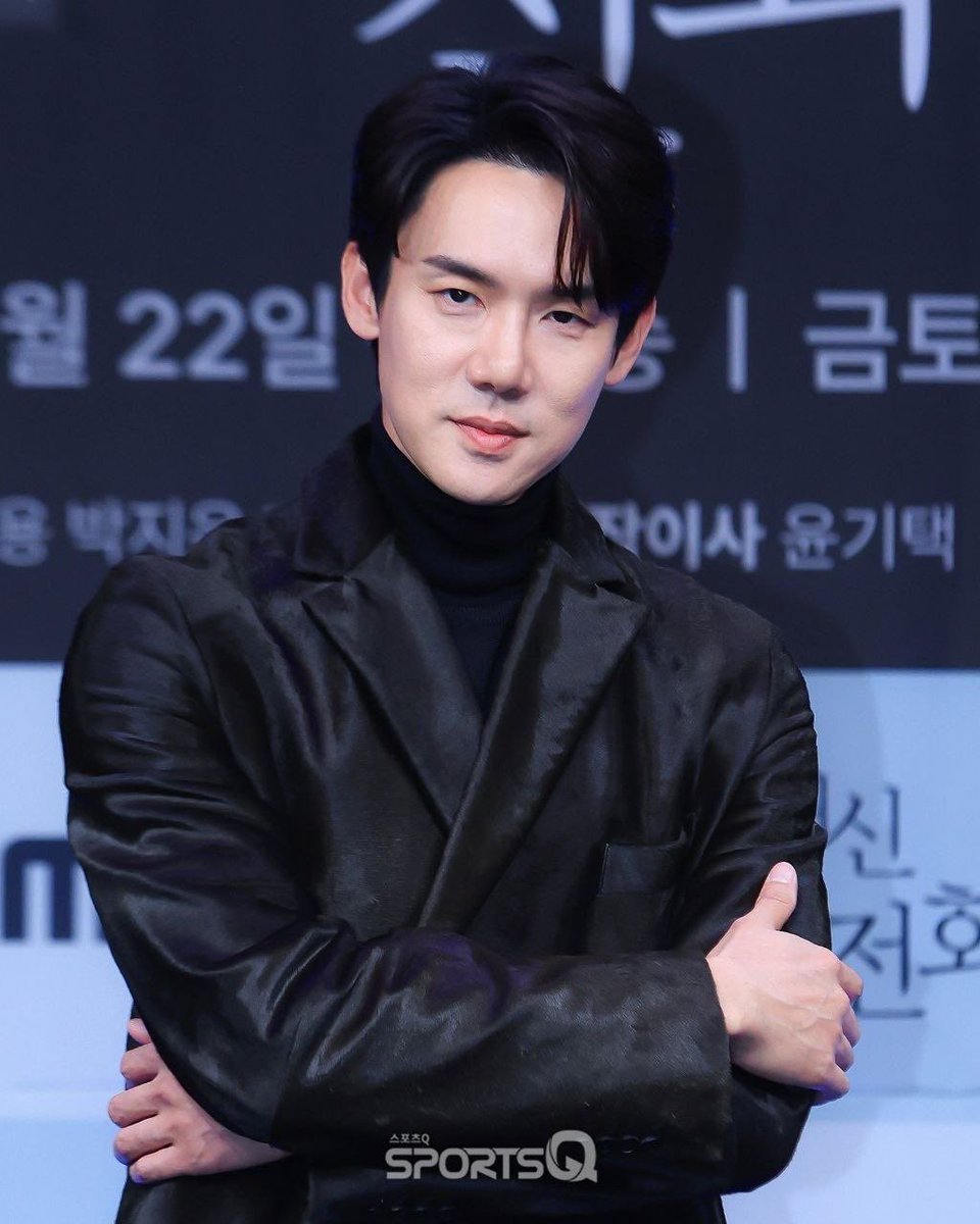 📰| الممثلان #YooYeonseok و #LeeSeyoung في محادثات إيجابية لقيادة بطولة دراما تاريخية وفانتازيا جديدة بعنوان #CovettheScholarPrincess، مقتبسة من ويبتون تحمل نفس الإسم.

تدور أحداثها في عصر جوسون حول أميرة تحاول جعل باحث يقع في حبها، ويُطلق على العمل