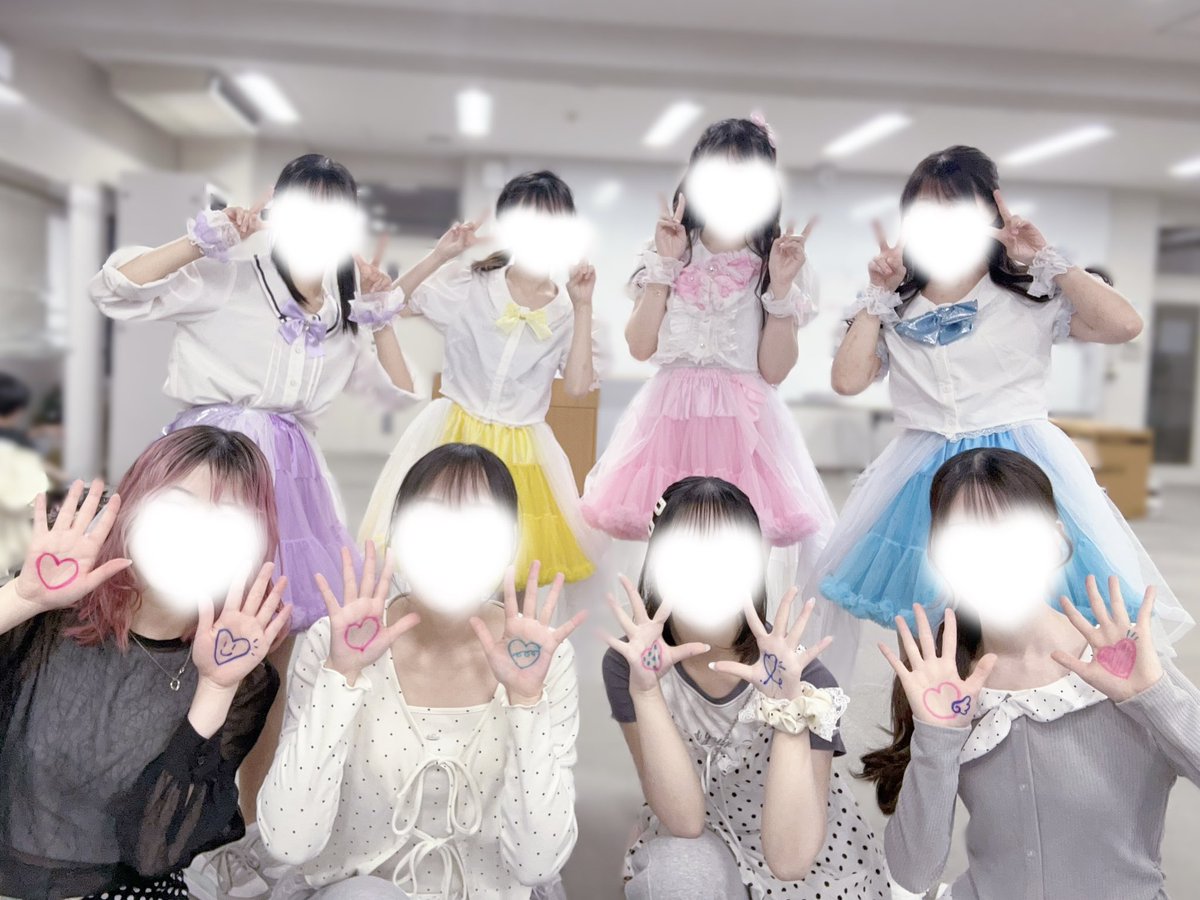 AMOsince2011's tweet photo. 新歓フェスありがとうございました❣️
ブースもステージもたくさん��方に来ていただいて嬉しかったです💞
新歓フェスを通してAMOに入ってみたいな〜と思ってくれた方は、新歓用オープンチャットに入っていただけると嬉しいです☺️💖
新入生も2年生以上も大歓迎なので、気軽に参加してください🙌🎀 https://t.co/lTkqF7xYL2