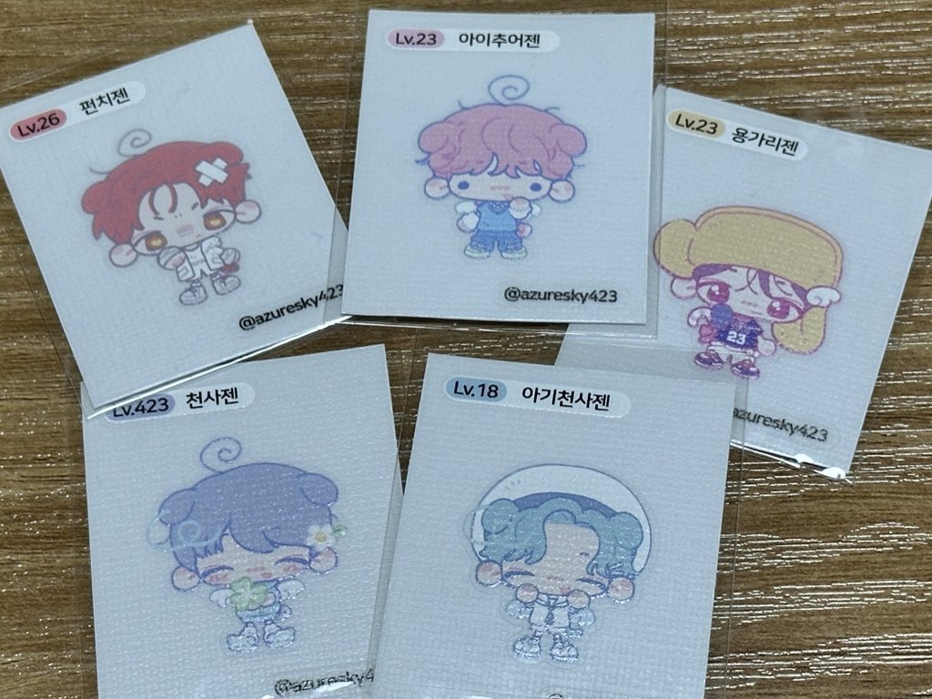 dwanze23's tweet photo. 띠부띠부 제 원픽은요 펀치젠입니다 https://t.co/3g4QQUzxv7