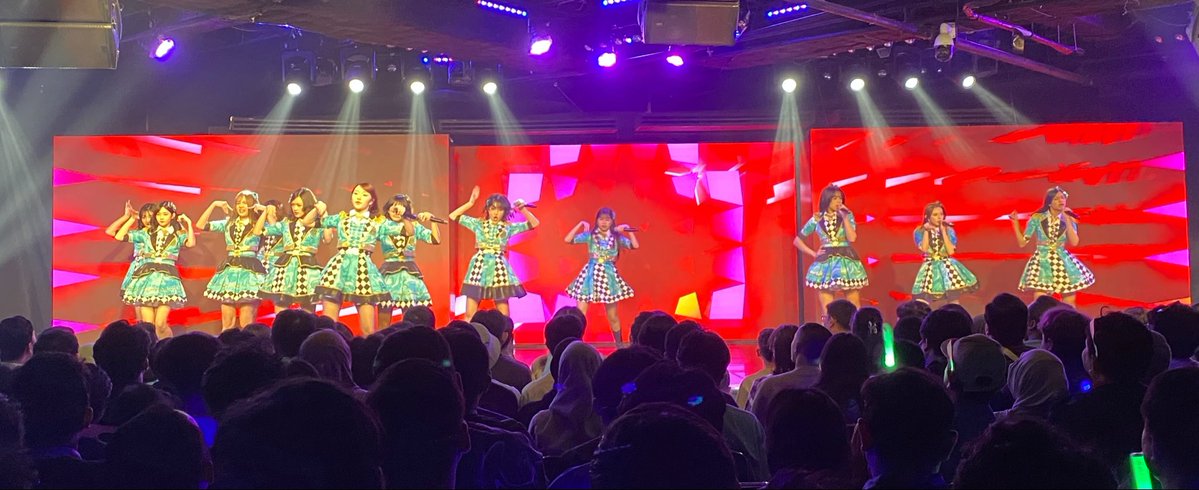 moshi2jkt48 tweet media