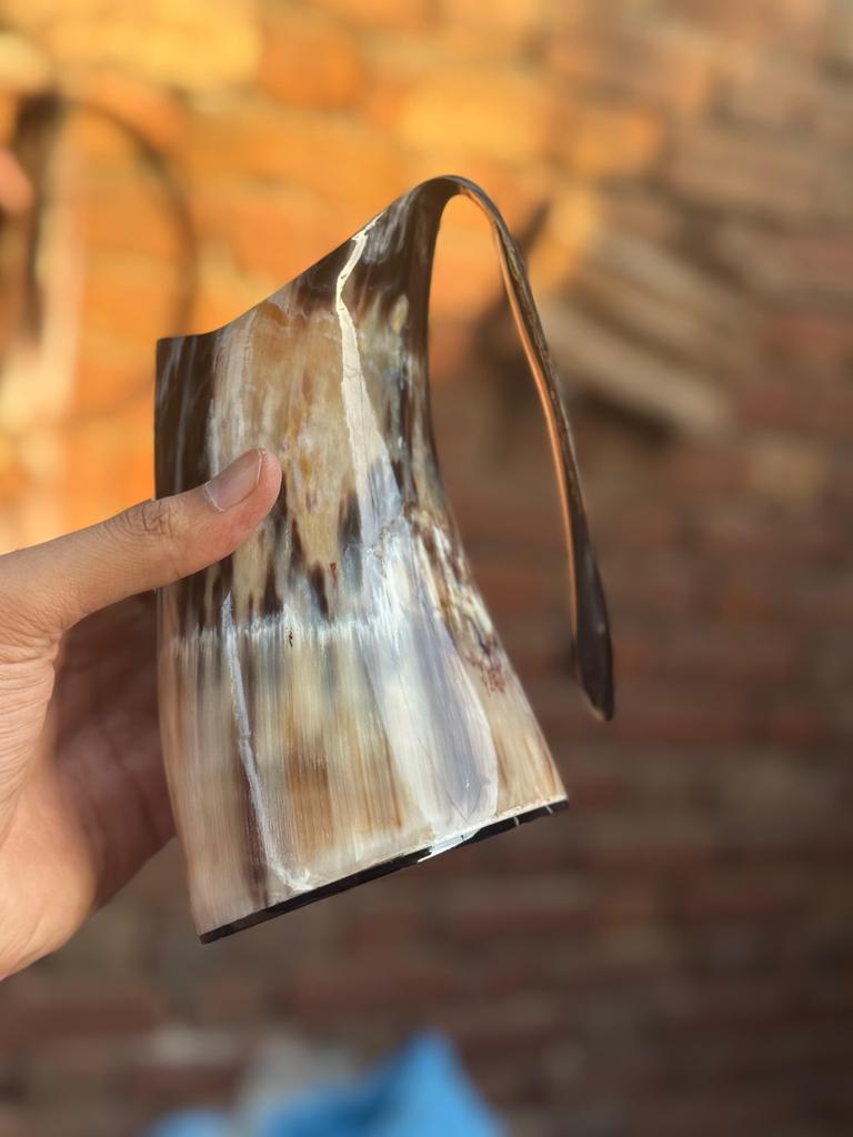 imposter tweet media