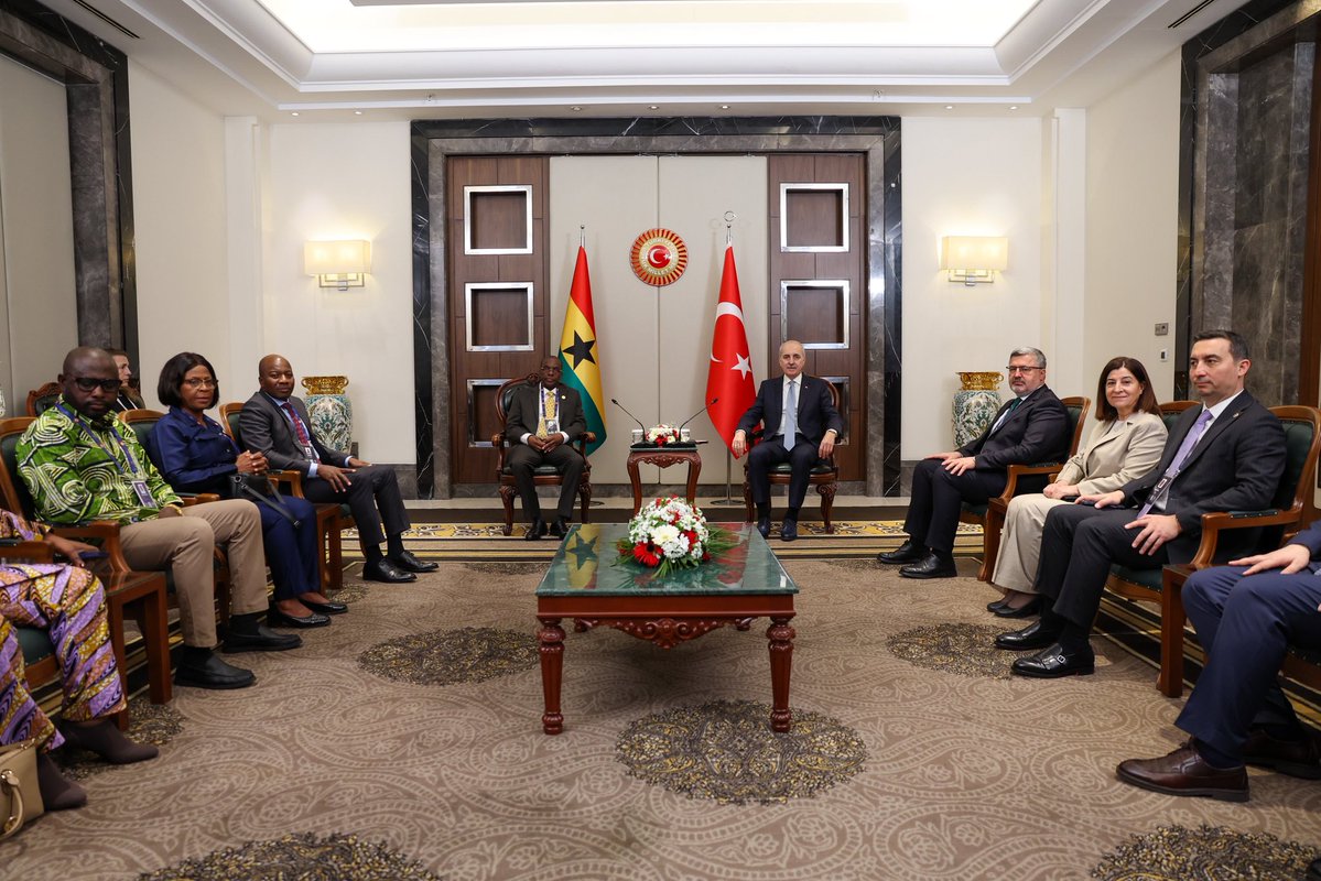 TBMMresmi's tweet image. Türkiye Büyük Millet Meclisi Başkanımız @NumanKurtulmus, Parlamentolar Arası Birlik (PAB) 152. Genel Kurulu için İstanbul’da bulunan Gana Meclis Başkanı Alban Sumana Kingsford Bagbin ile bir araya geldi. #IPU152