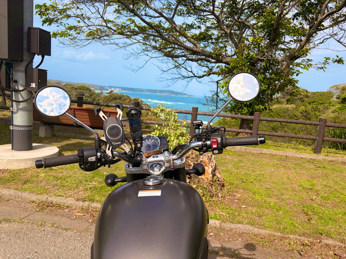 ssatomotor's tweet photo. チーバくん測量ツーリング‼︎
何かというと、ただただ海沿いの道を選択し続けること🛵
半周しかできなかったけど、楽しかったぁ☺️

#千葉ツー
#GB350c https://t.co/K3pjXZpDUk